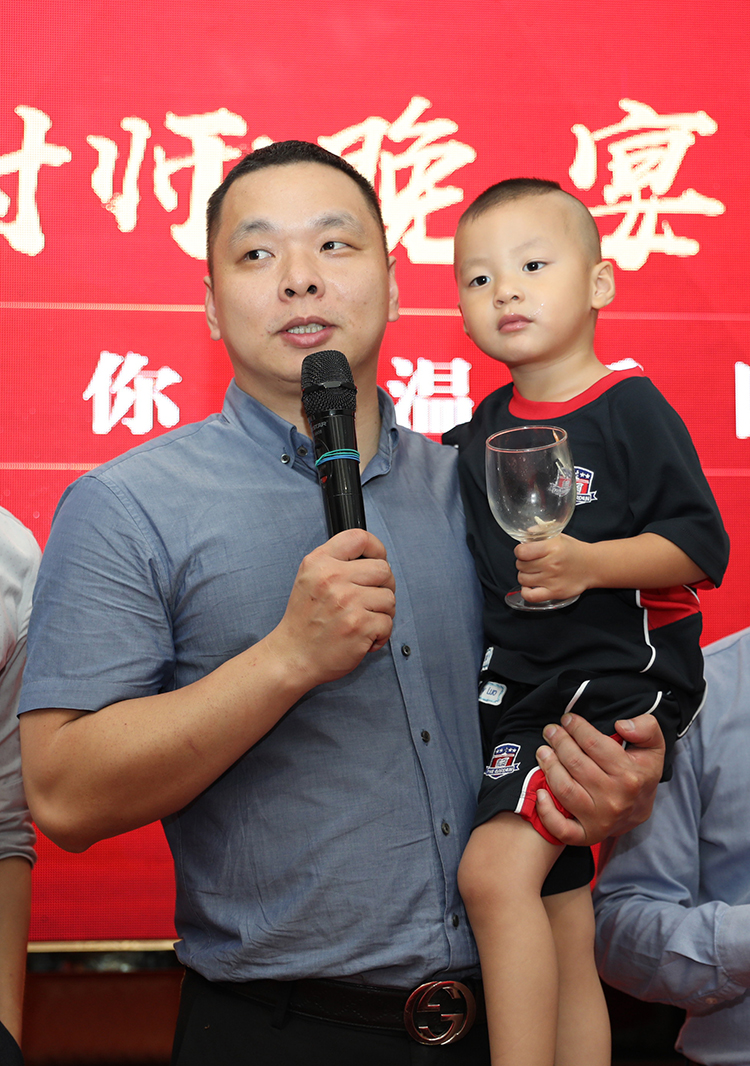 乐鱼·体育-乐鱼（中国）一站式服务官方网站
大学